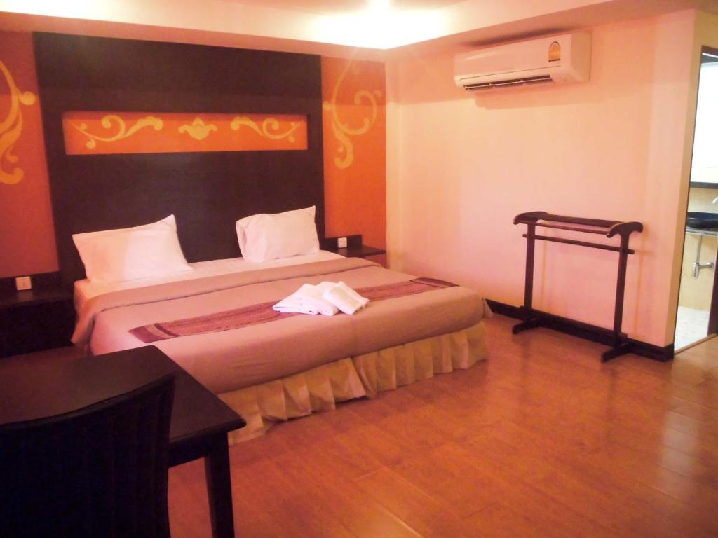 Baan Chalelarn Hotel HHQ Cameră foto